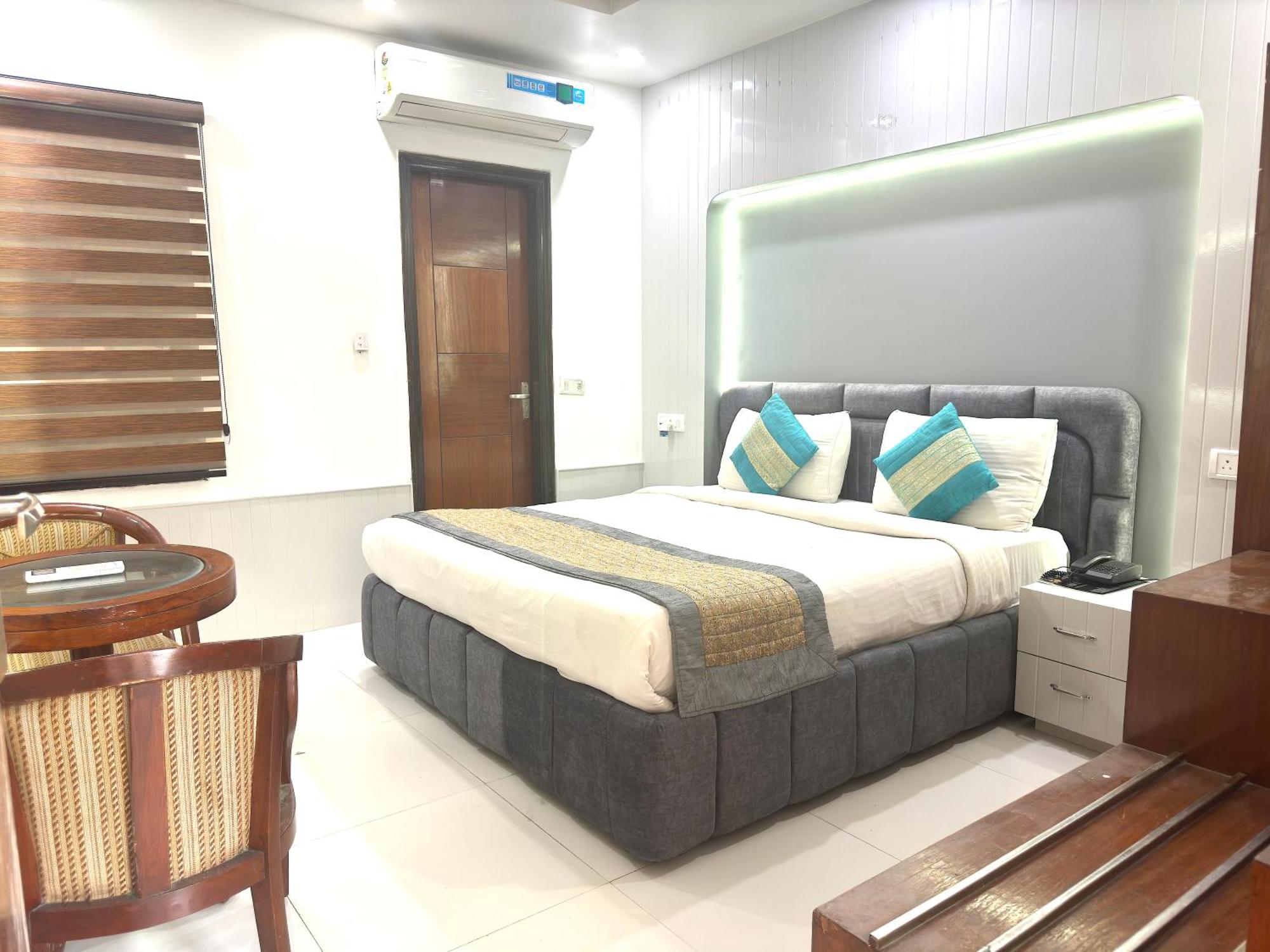 Hotel The Daanish Residency - Karol Bagh New Delhi Luaran gambar
